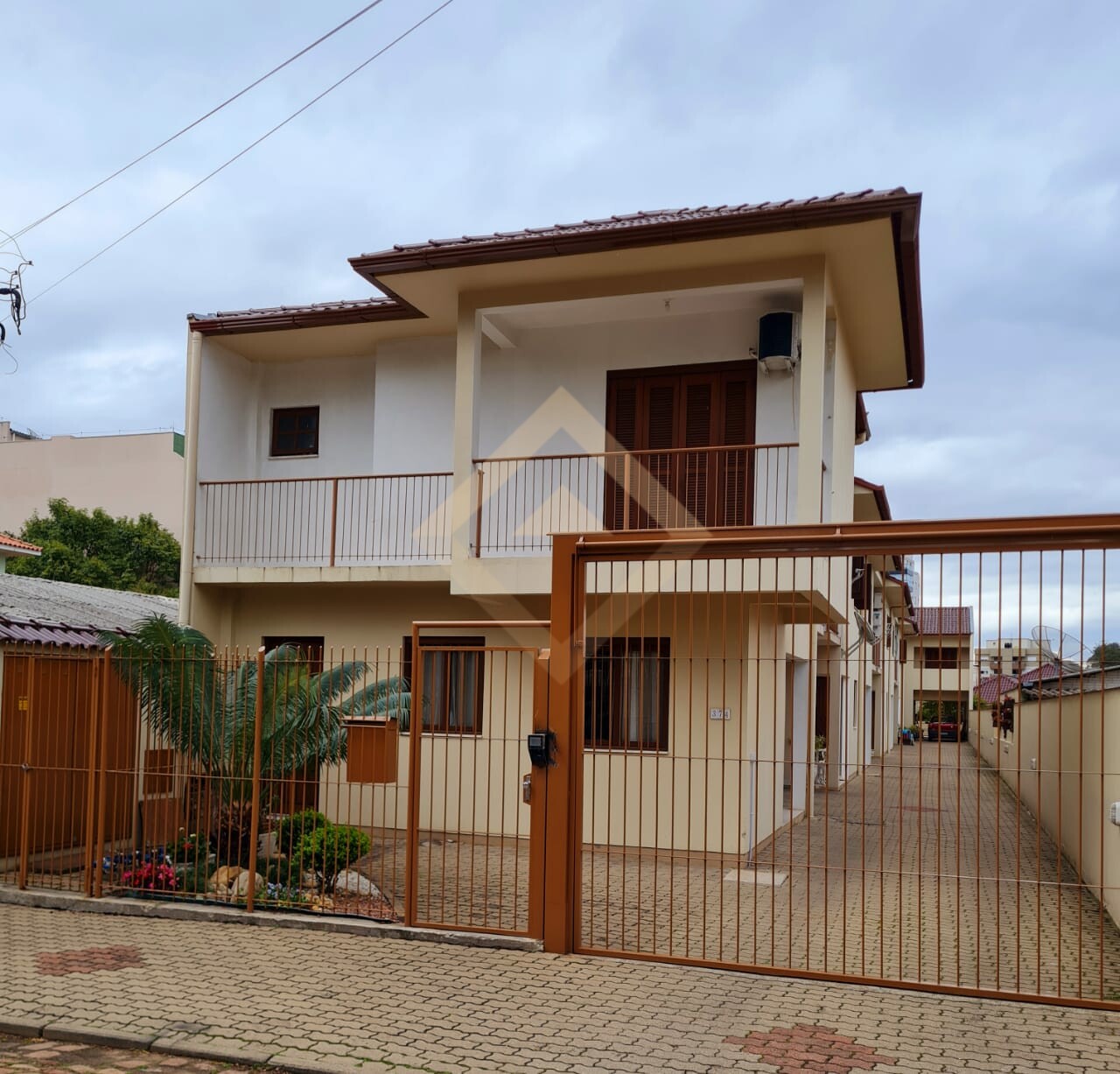 Casa Duplex no Bairro Santo Inácio | CA-00099