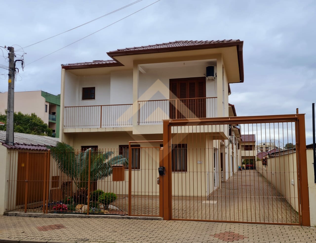 Casa Duplex no Bairro Santo Inácio | CA-00099