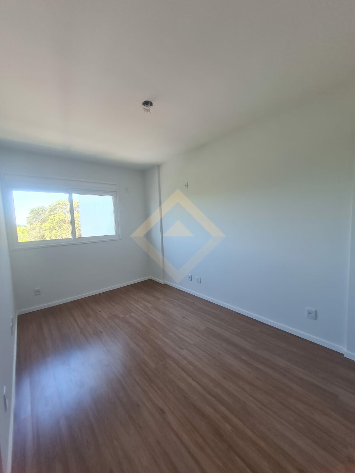 Apartamento Ed. GAUDÍ | AP-00350